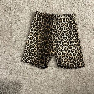 Leopard print biker shorts